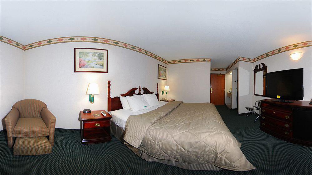 Comfort Inn & Suites Тейлор Экстерьер фото
