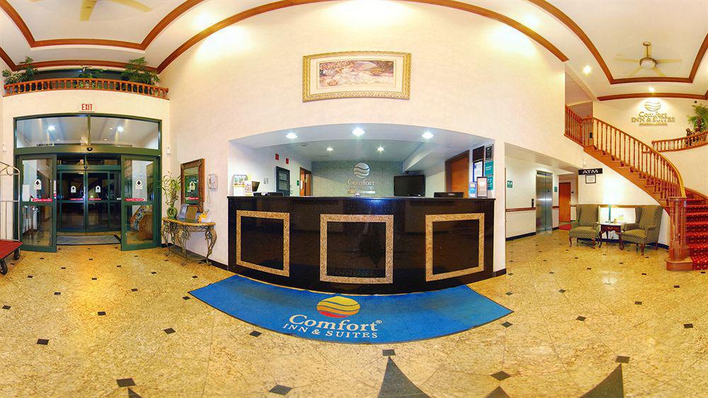 Comfort Inn & Suites Тейлор Экстерьер фото