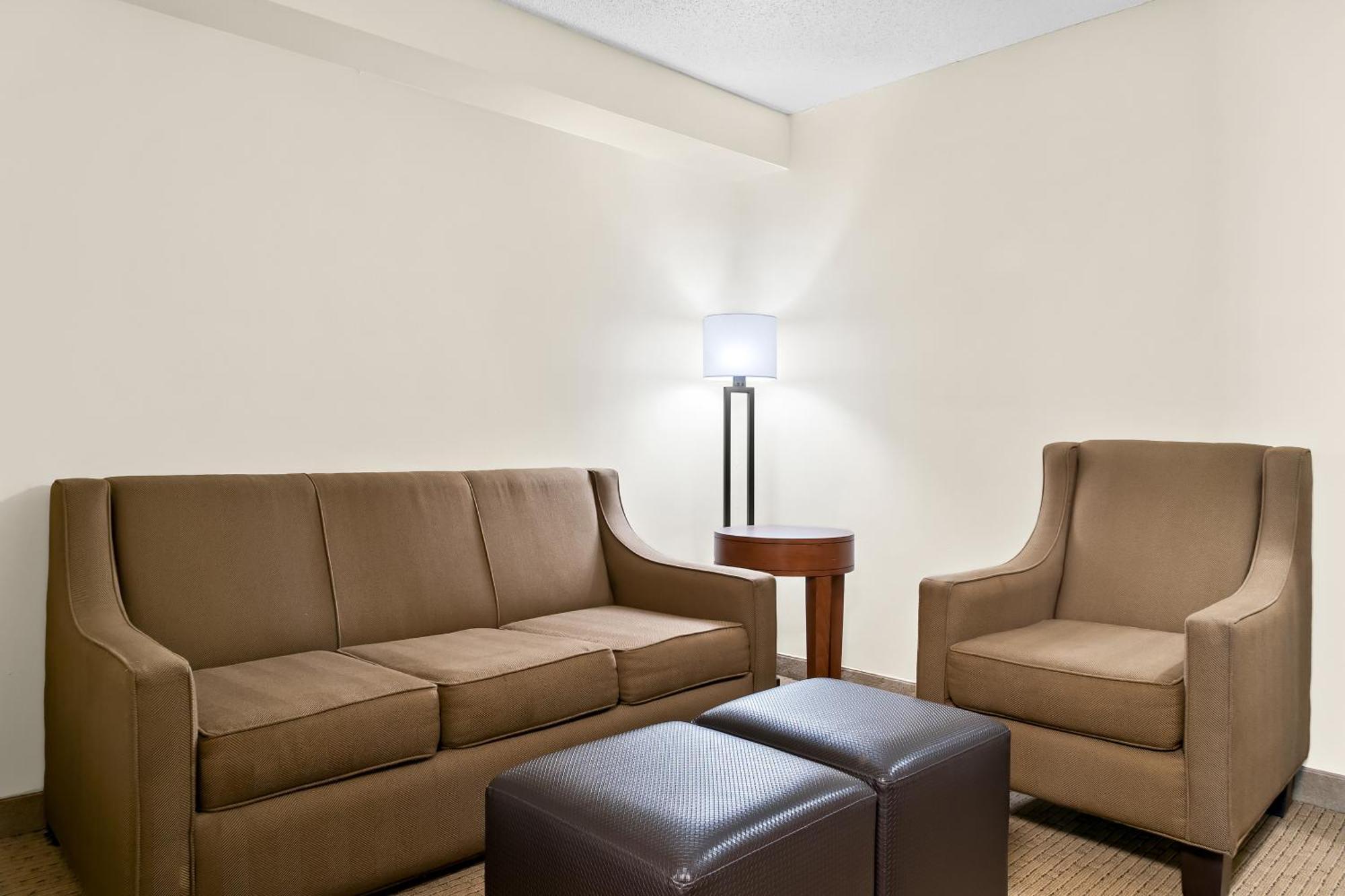 Comfort Inn & Suites Тейлор Экстерьер фото