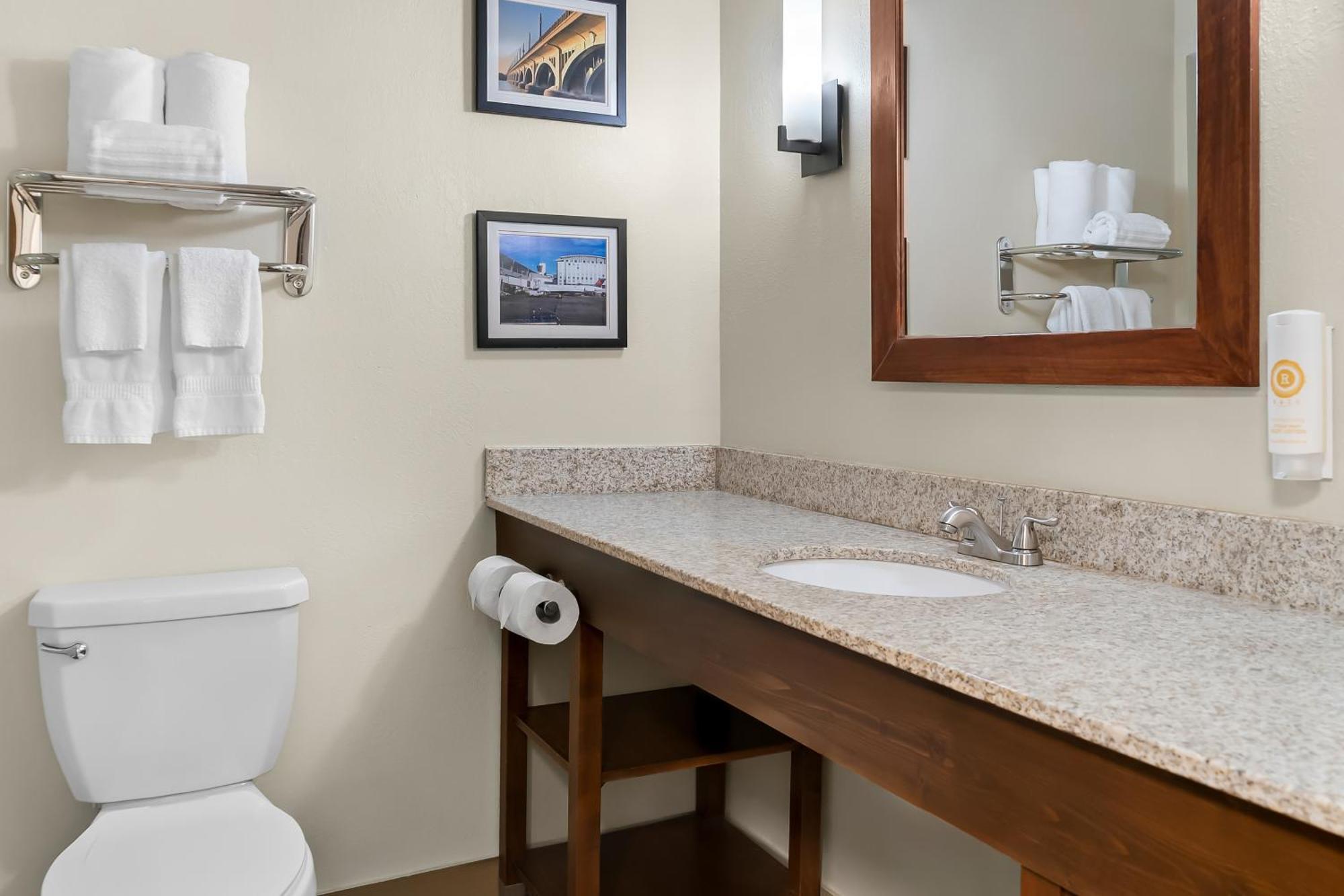 Comfort Inn & Suites Тейлор Экстерьер фото